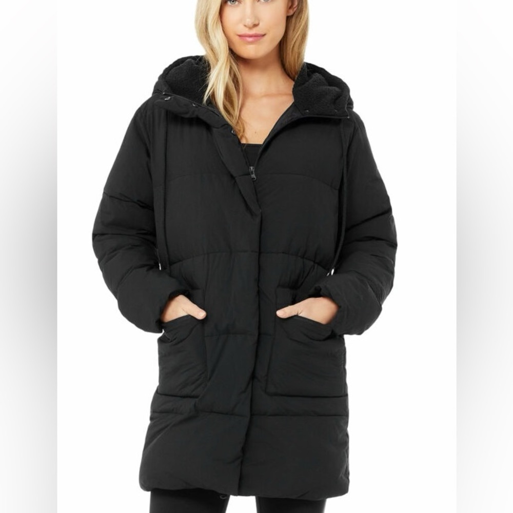 Alo Yoga Cypress Puffer